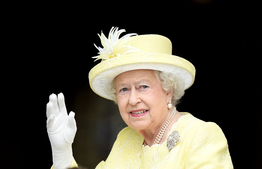 От Лондон до Фолклендските острови, Великобритания днес празнува, защото кралица