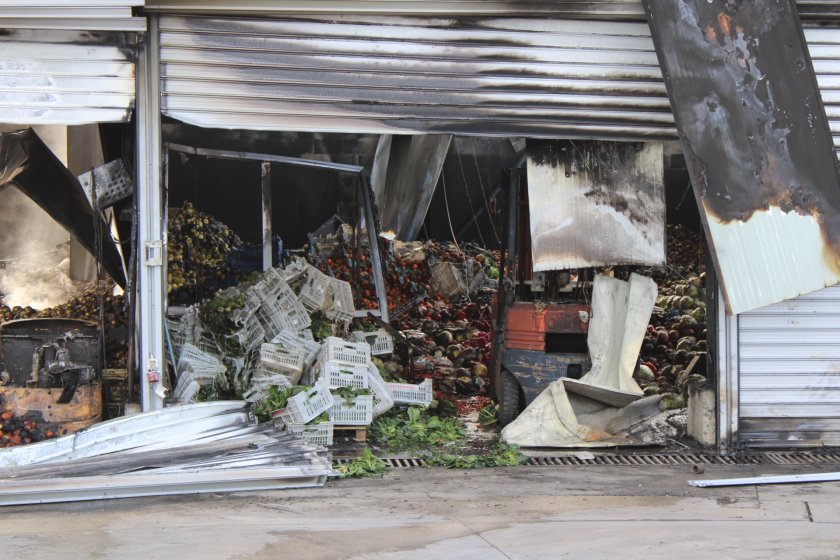 Щети за над 200 000 лв. след пожара в борсата на Кърналово