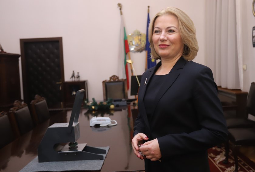 Министърът на правосъдието Надежда Йорданова изпрати писмо до КПКОНПИ, с