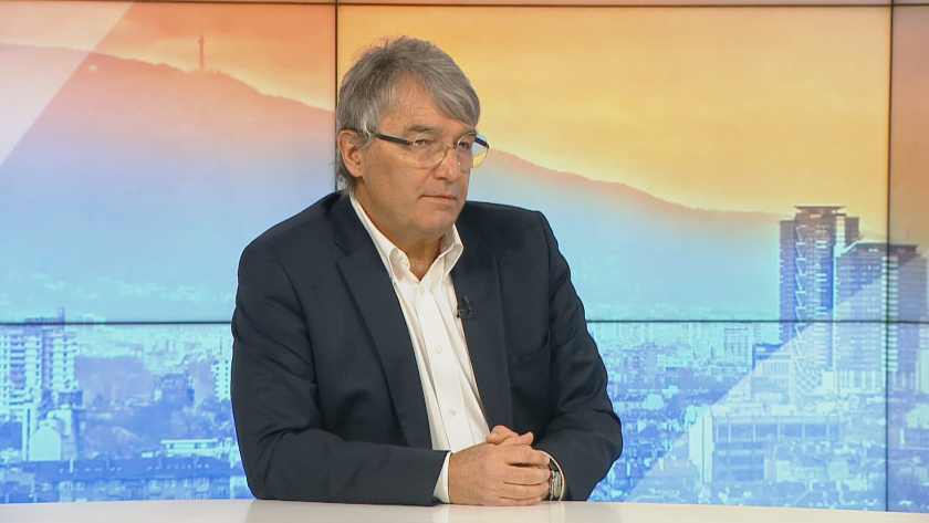 С около 5 - 10% нараства броят на младите лекари,