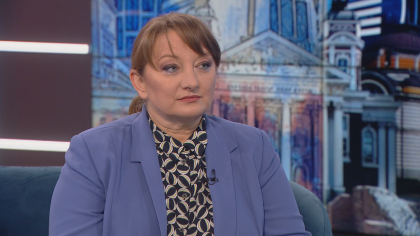 Деница Сачева: Българските граждани са притеснени от повишението на цените