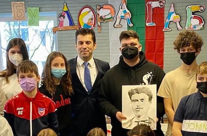 премиерът петков срещна български ученици мюнхен