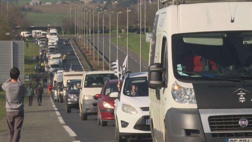 Във Франция вдъхновеният от канадските шофьори на камиони Конвой на