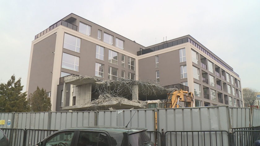 Започна поетапно премахване на незаконни постройки в Благоевград. Предстои да
