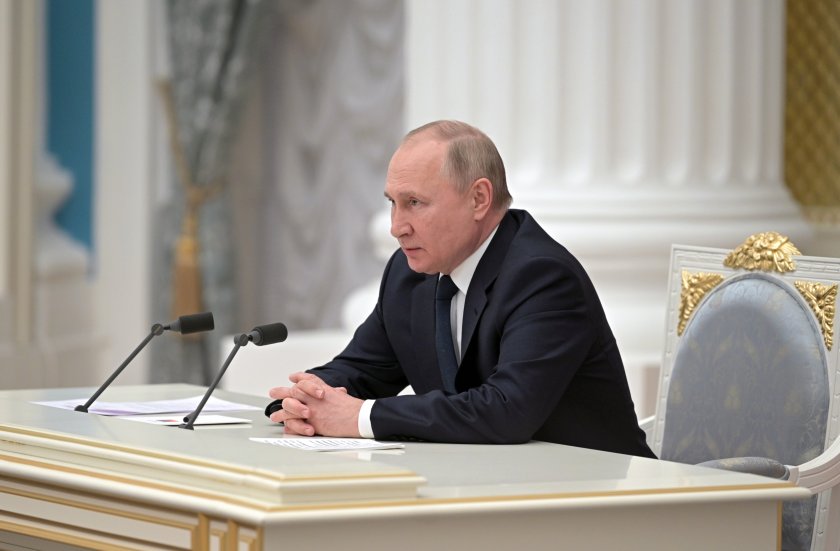 Руският президент Владимир Путин призова за военен преврат в Украйна.По