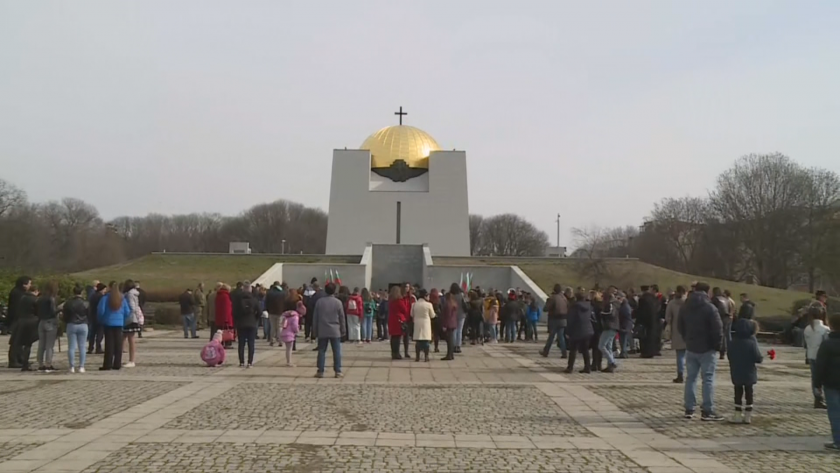 Русе отбелязва 144 години от освобождението си. На тази дата