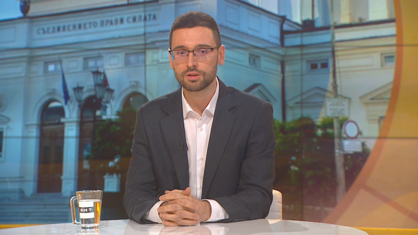 Заплатите в държавния сектор, включително и на служителите в МВР,