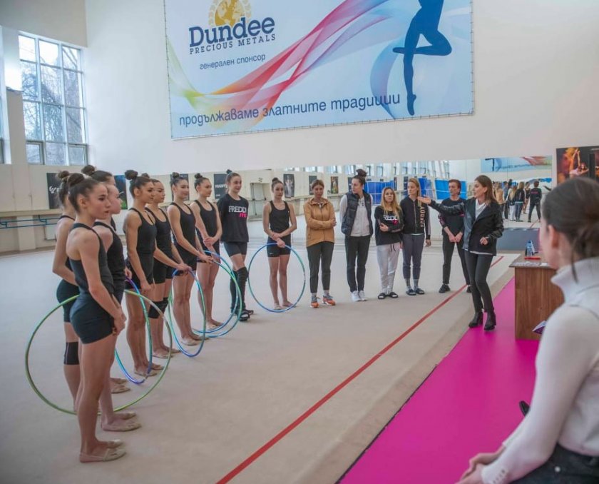 новият ансамбъл художествена гимнастика дебютира края март