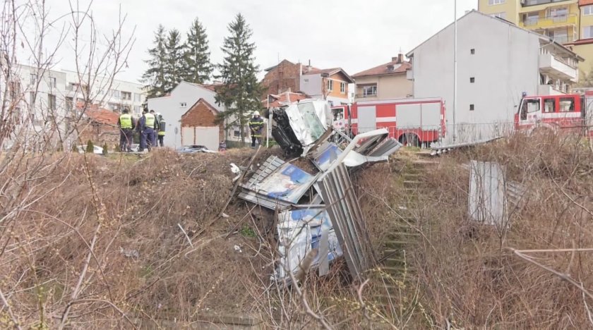Тежка катастрофа стана преди обяд в центъра на Враца.Млада шофьорка