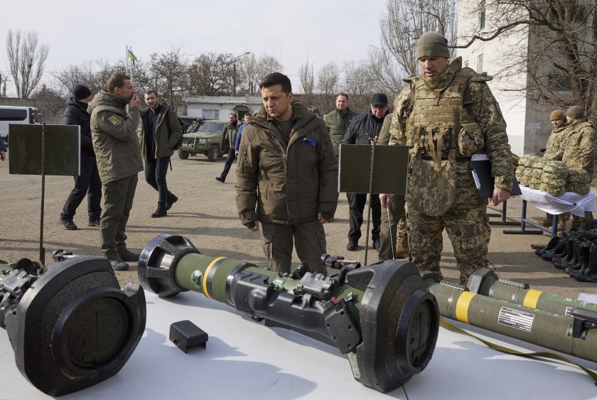 Украинският президент свиква резервисти за армията
