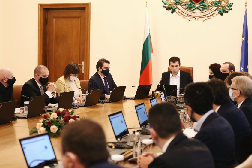 Коалицията предлага МС да има възможност да отпуска средства за