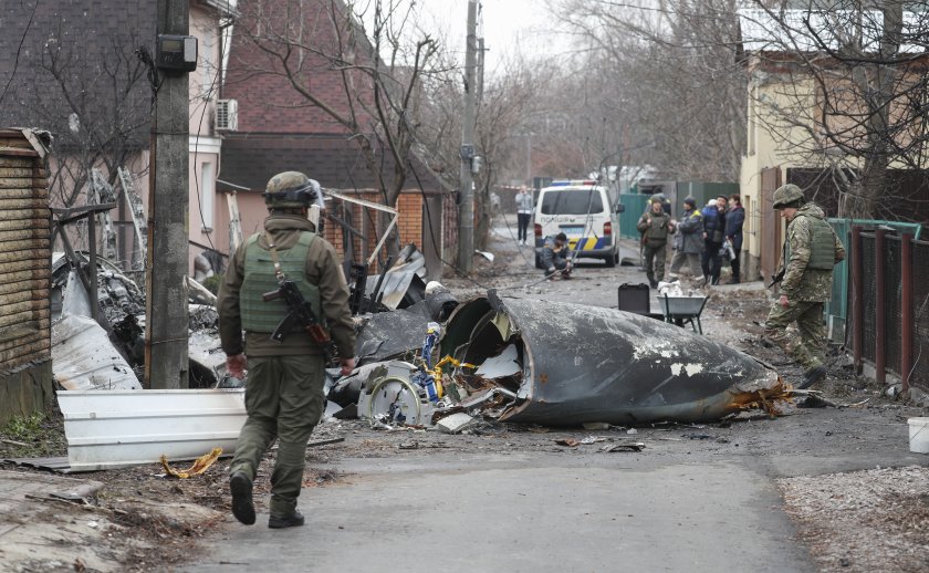 Руски части са в северните райони на Киев и продължават