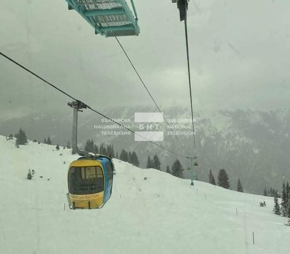 Технически проблем блокира за час скиори в ски курорта Картала