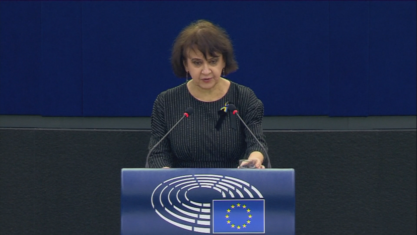 Оксана Забужко пред ЕП: Украинците се борят да освободят Европа от призрака на тоталитаризма