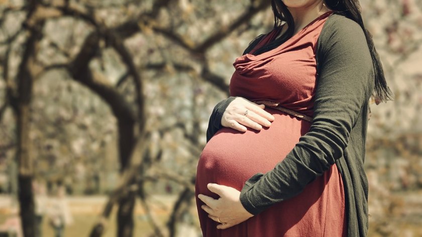 лекари русе помогнаха бременна украинка изминала пеша