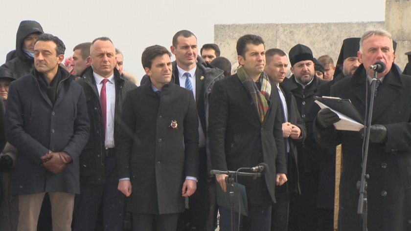 Министър-председателят Кирил Петков и председателят на НС Никола Минчев участват