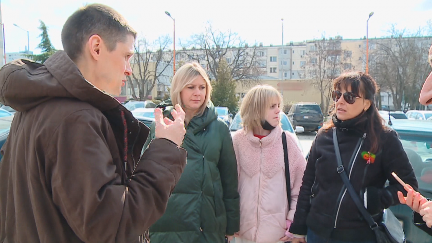 няколко украински семейства сред бременна жена настанени пловдив