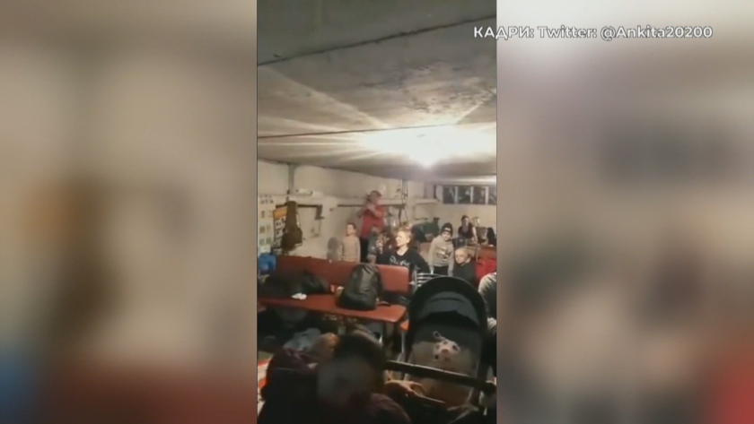 Бомбоубежища като болници, подлези и метростанции вече са се превърнали