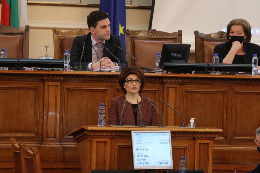След като вчера вицепремиерът Корнелия Нинова предложи България да въведе