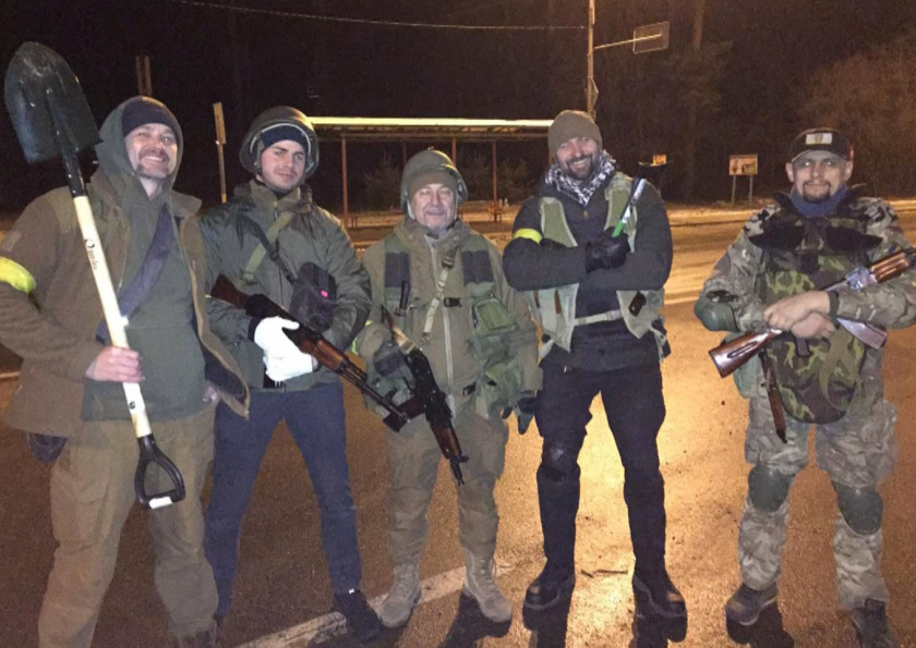 Специално за БНТ от фронта предава украинският доброволец от български