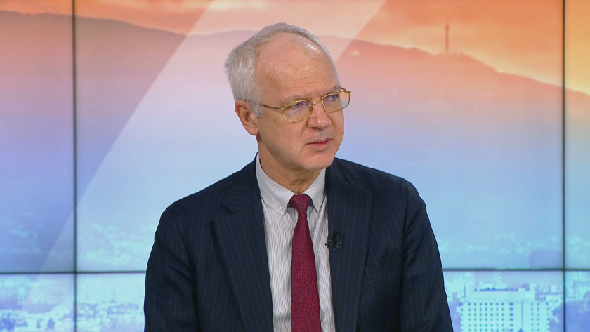 Причината да поискаме среща с премиера е, че вместо цените