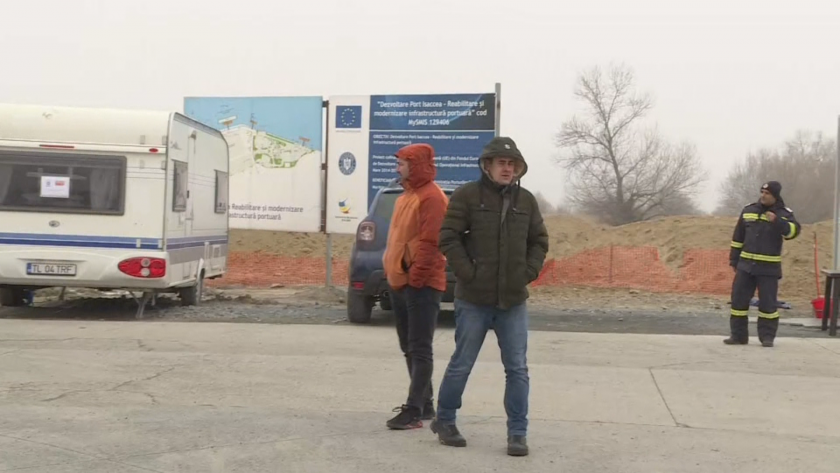 Десетки хиляди души продължават да напускат Украйна.Наш екип от вчера