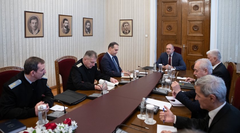 президентът свика среща въздушния суверенитет българия