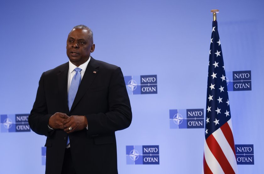 Секретарят по отбраната на САЩ пристига на официално посещение в България