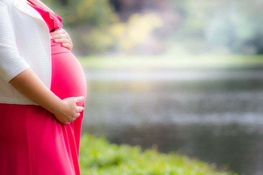 бременните жени ваксинират covid
