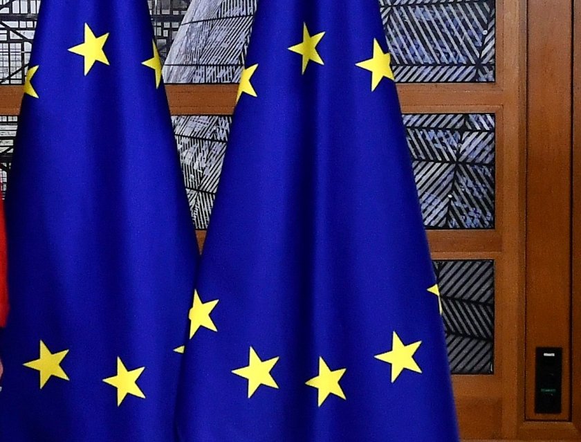 Заради натиск на Германия Евросъюзът отлага с един месец за