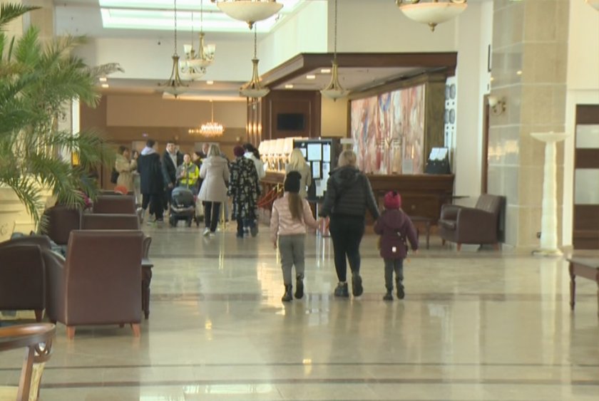 До 5 април е срокът, в който хотелиери, настанили бежанци