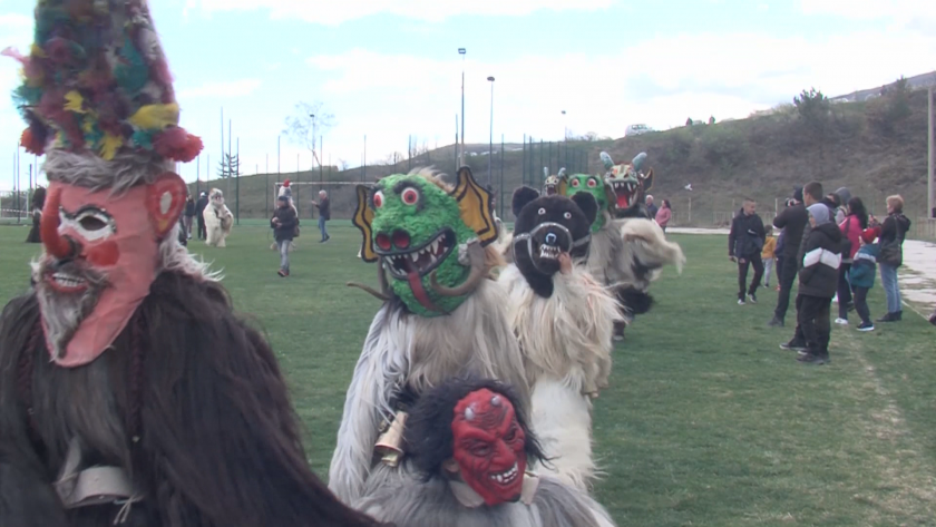 Дни след като извънредната противоепидемична обстановка у нас бе отменена