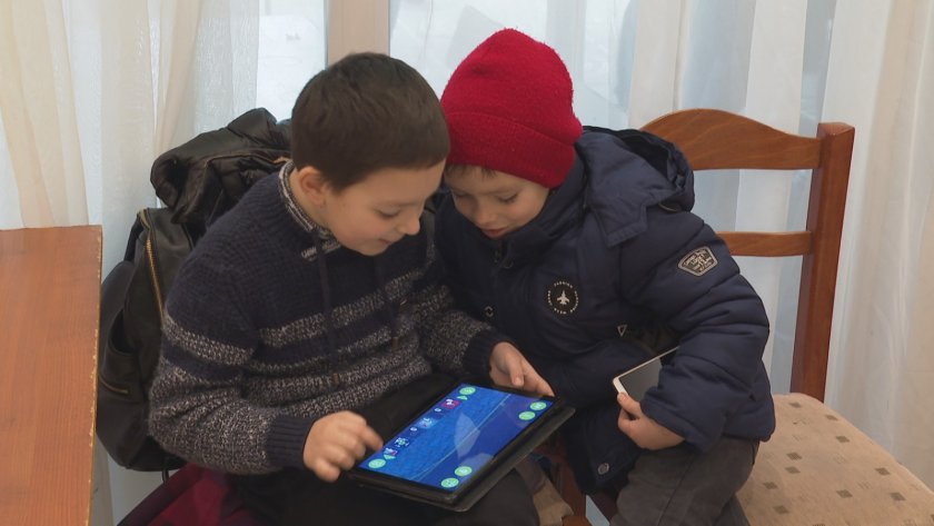 столична община мати украйна откриват детски центрове украинските деца