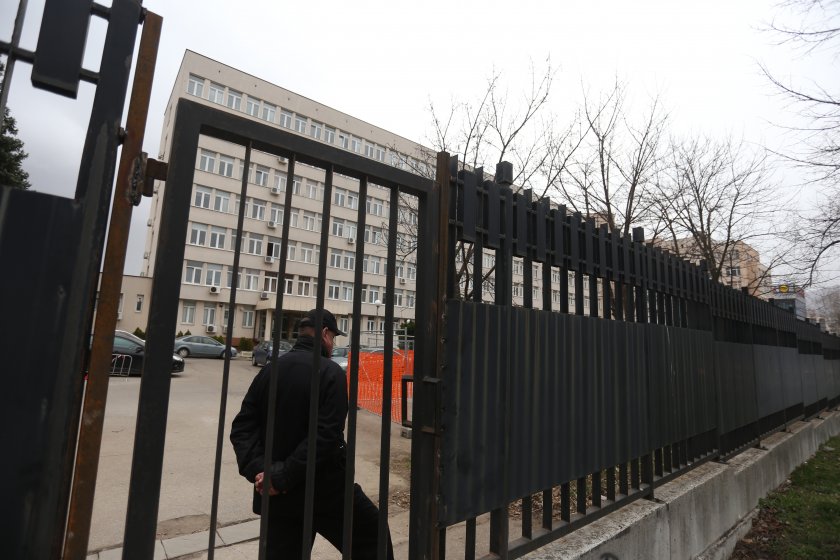 Спецпрокуратурата влезе в ДАНС. Служители на агенцията са уличени в