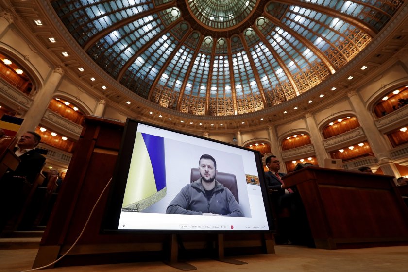 зеленски румънския парламент украйна последната цел руската агресия