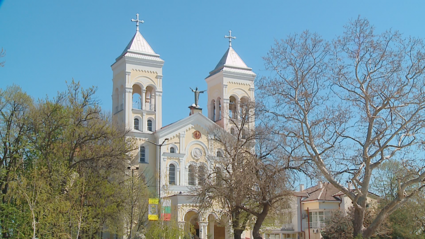 Една от най-големите католически общности у нас е в град