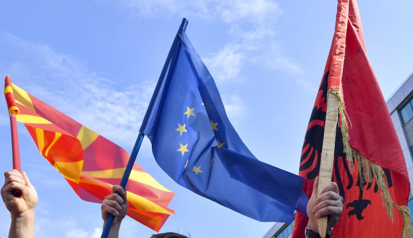 Северна Македония и Албания са изпълнили условията, за да започнат