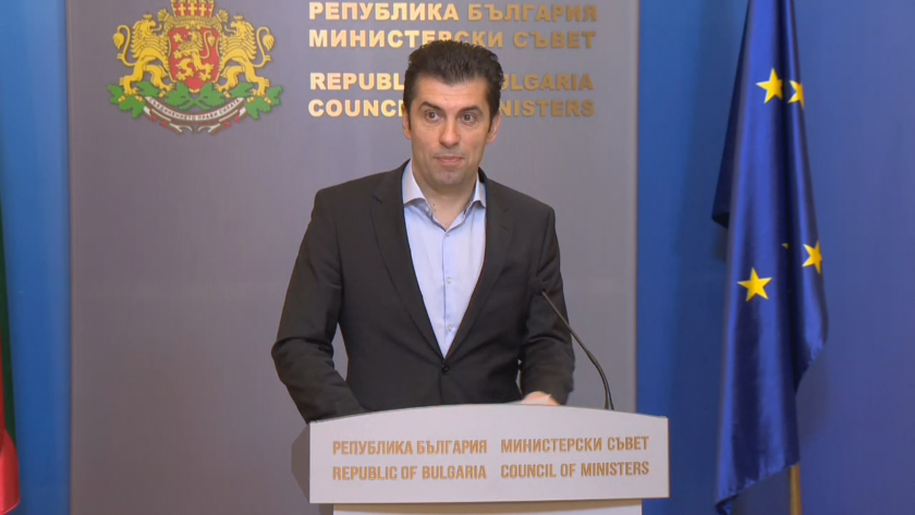 Министър-председателят Кирил Петков поздрави Еманюел Макрон по повод преизбирането му