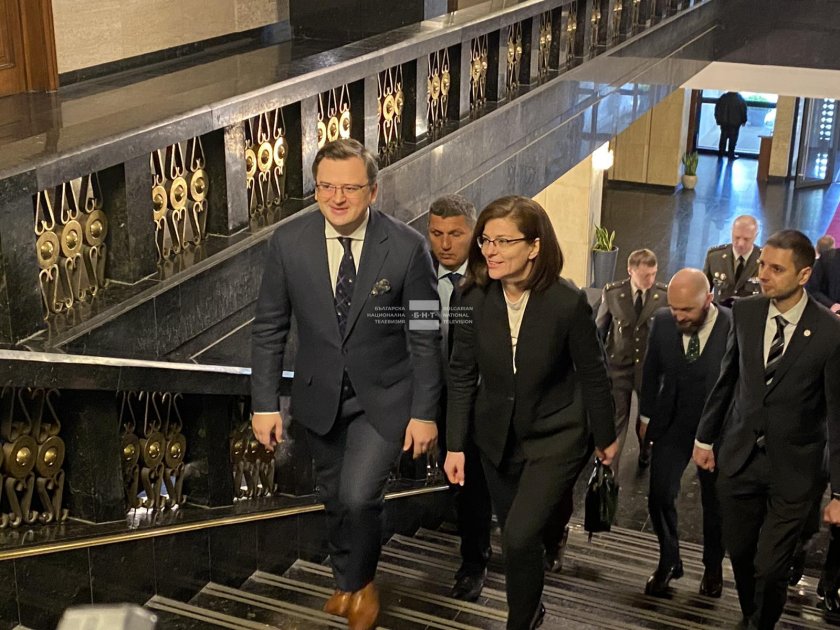 започна срещата украинския външен министър дмитро кулеба теодора генчовска