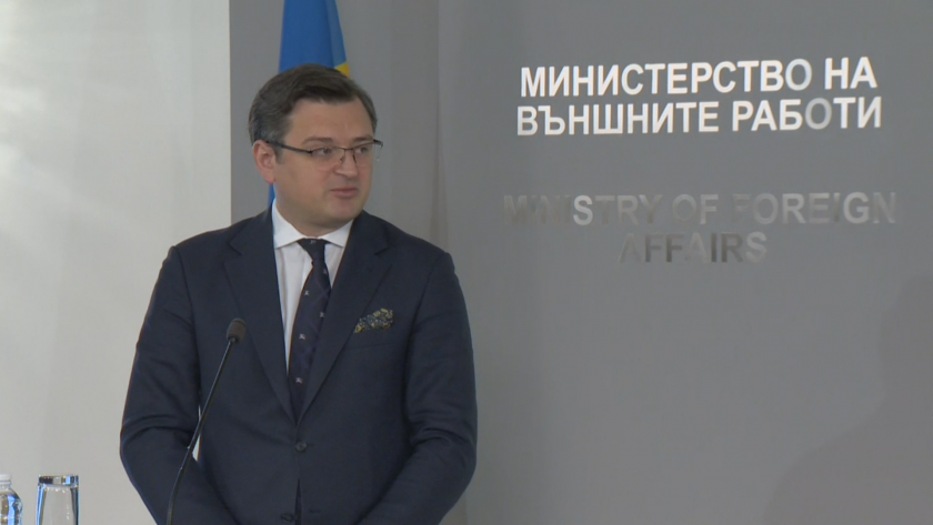 Украинският външен министър Дмитро Кулеба се среща с президента Румен