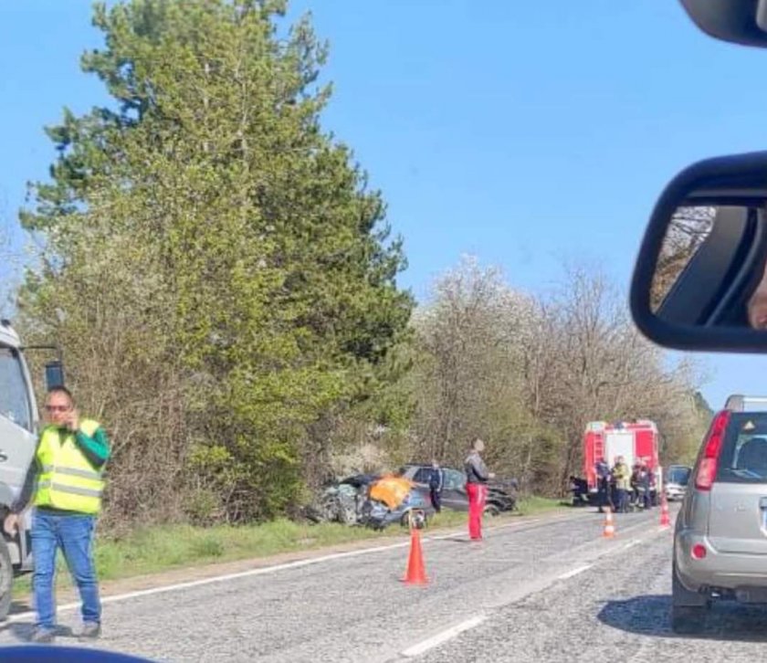 Тежка катастрофа с двама загинали на пътя София - Варна