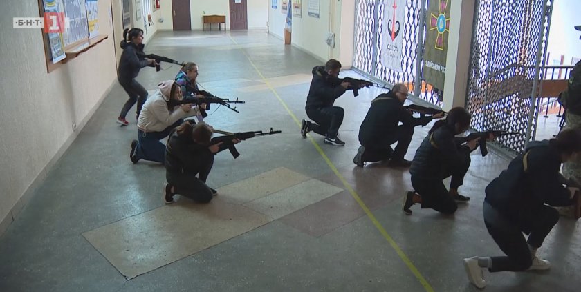 Военизираните центрове в Одеса са обучили повече от 5000 доброволци