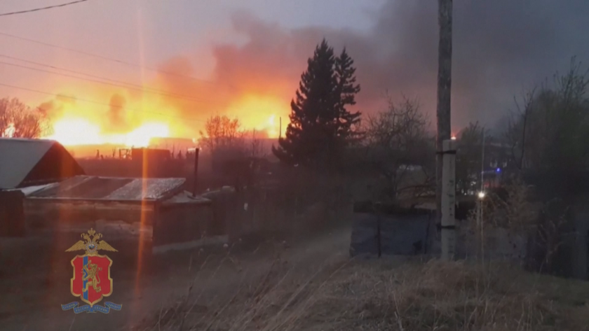 Най-малко осем души са загинали в Сибир след мащабни пожари.