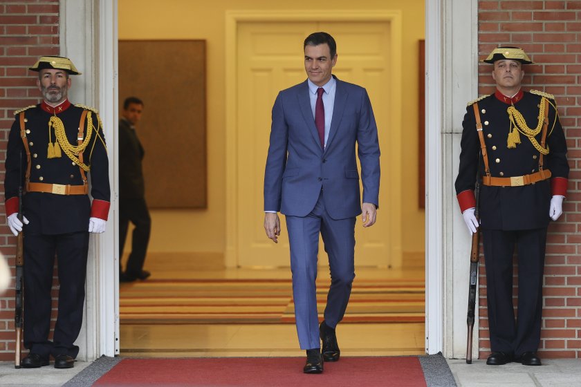 Телефонът на испанския премиер е подслушван със софтуера "Пегас"