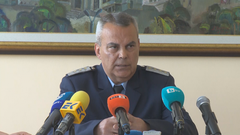 МВР дава брифинг във връзка с мерките за предстоящите абитуриентски