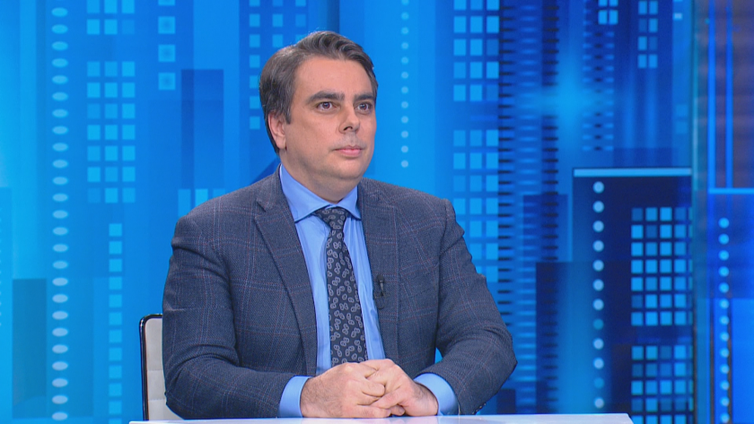 Асен Василев: Новият антикризисен пакет ще омекоти удара върху най-бедните, изпреварващо на инфлацията