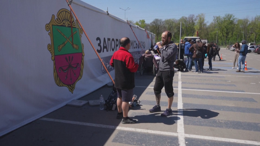 Евакуирани от Мариупол пристигнаха в Запорожие