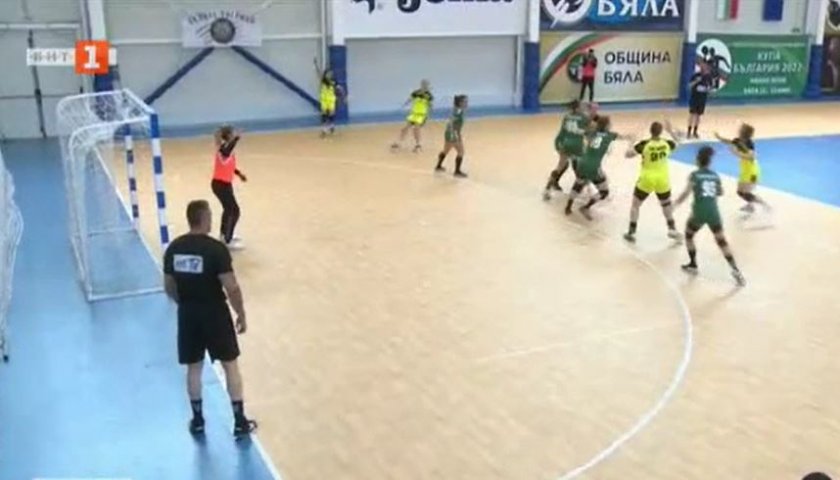 женският отбор хандбал бяла стана шампион българия първи път