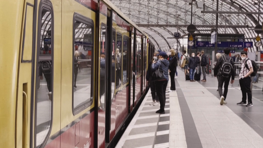 През лятото пътуването с обществен транспорт в Германия ще е