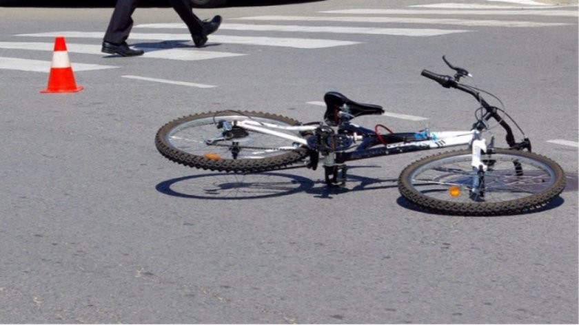 14-годишно дете загина при тежка катастрофа в Стара Загора, съобщиха